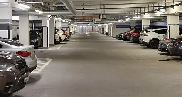 Holzhafen Parking
